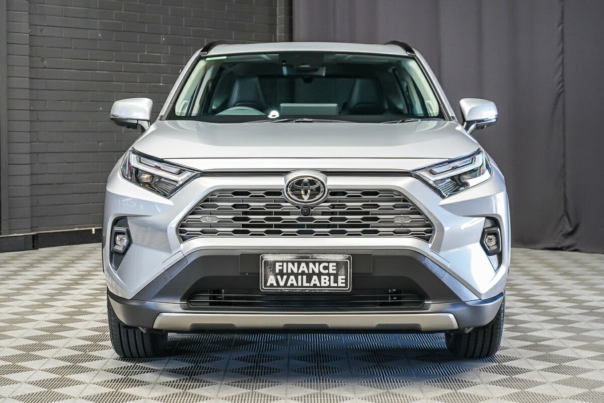 Toyota Rav4 image 3