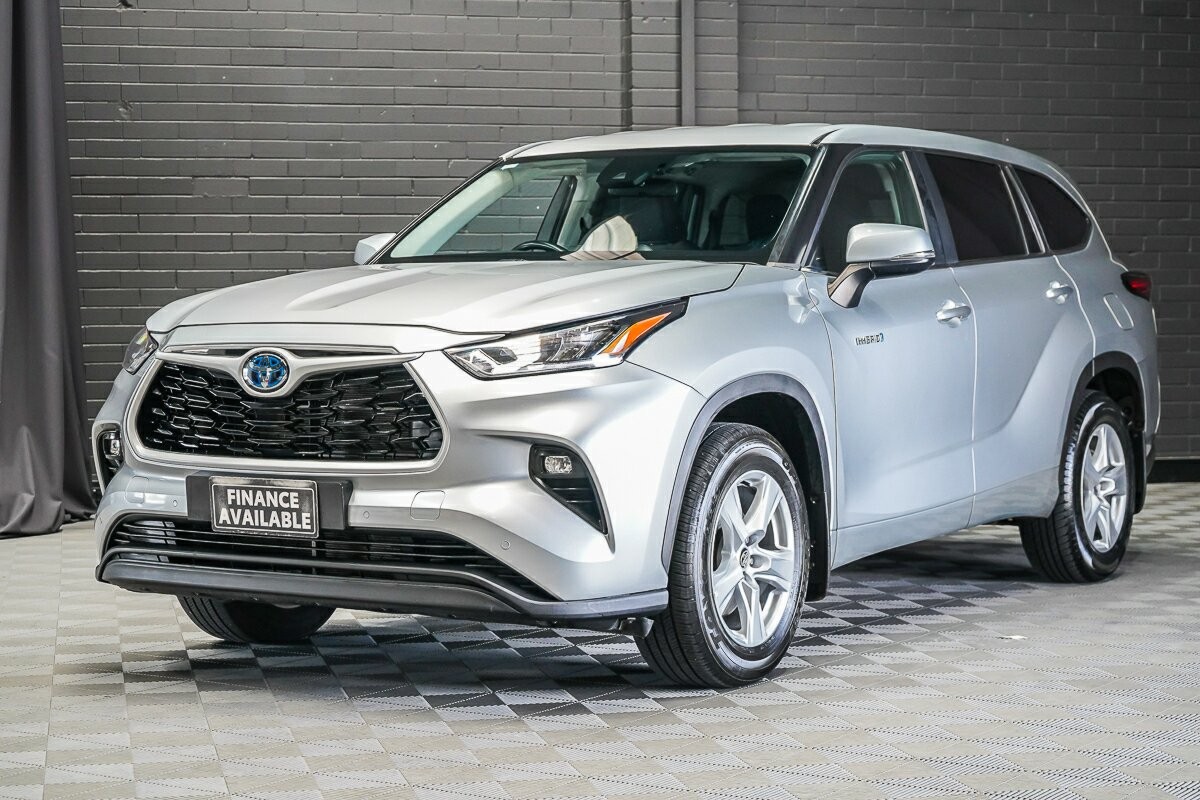 Toyota Kluger image 4