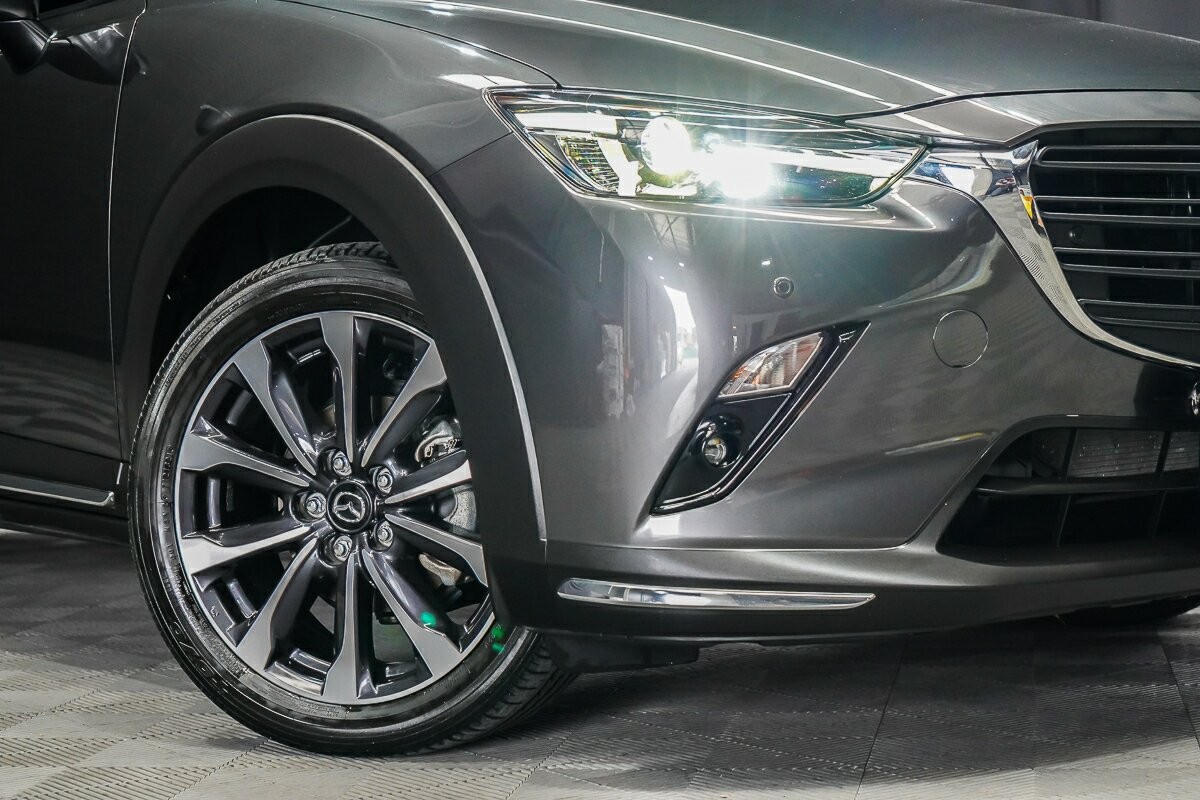 Mazda Cx-3 image 2