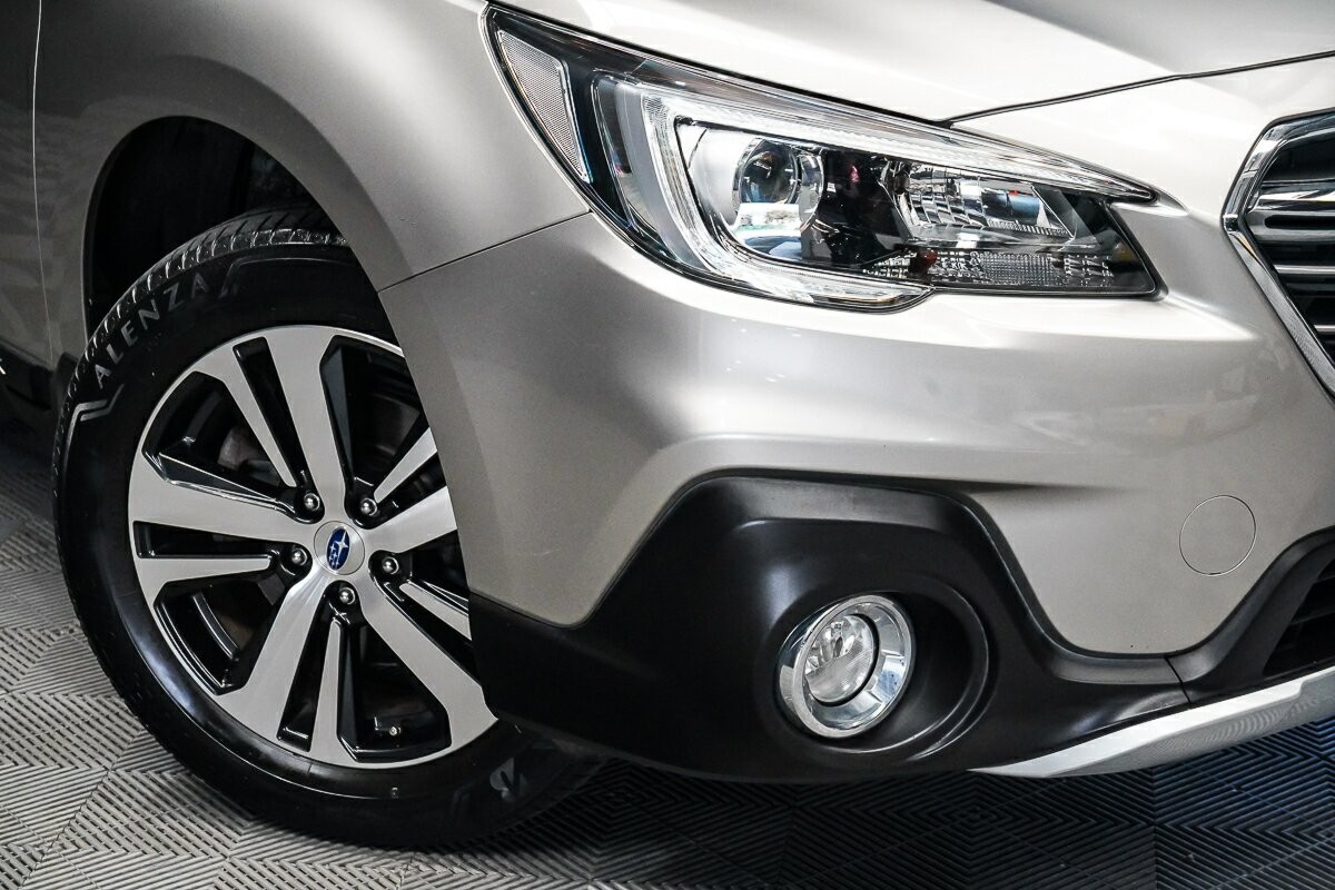 Subaru Outback image 2