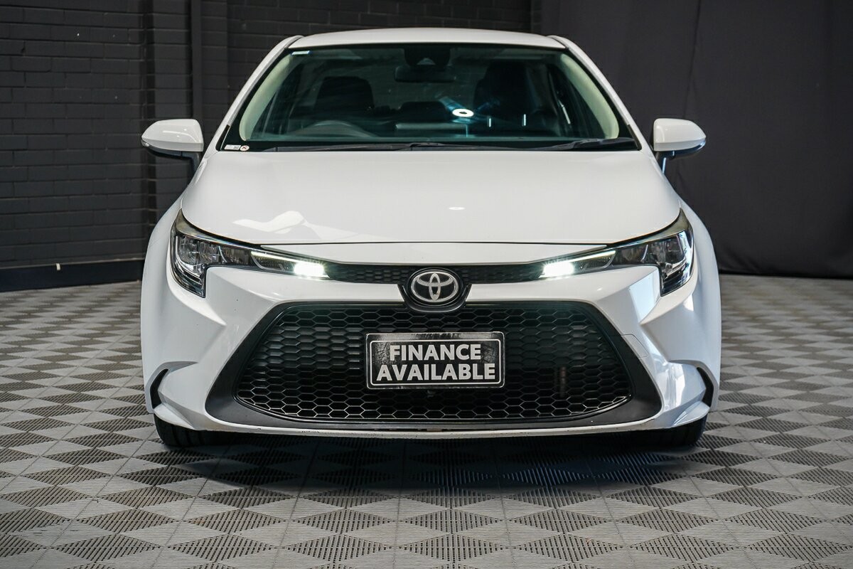 Toyota Corolla image 3