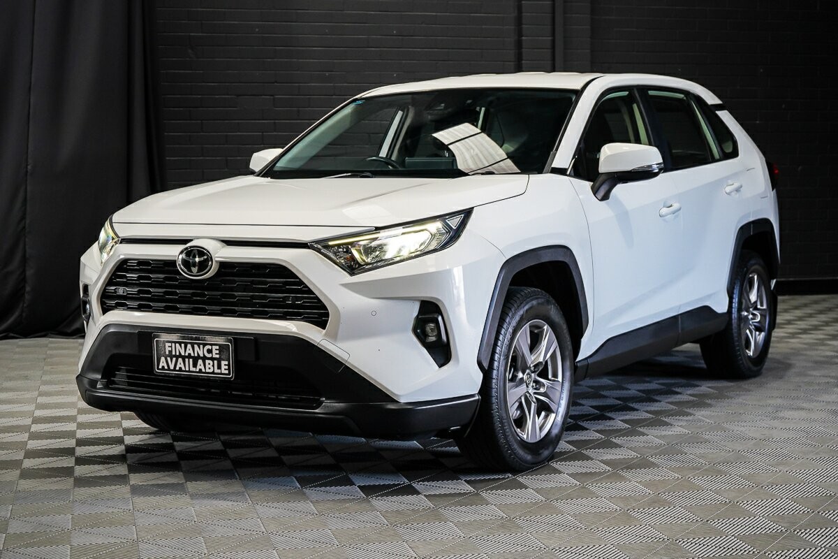 Toyota Rav4 image 4