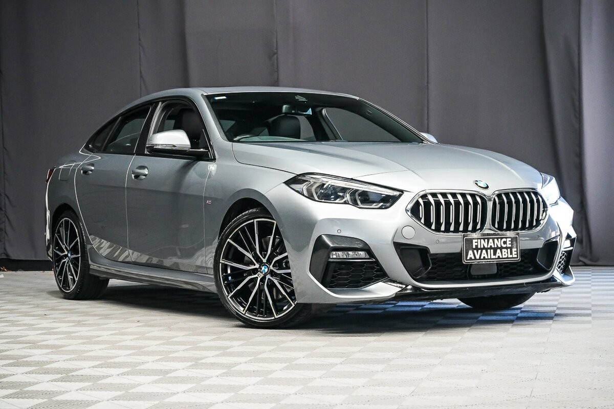 BMW 2 Series image 1