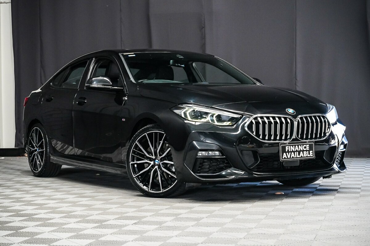 BMW 2 Series image 1
