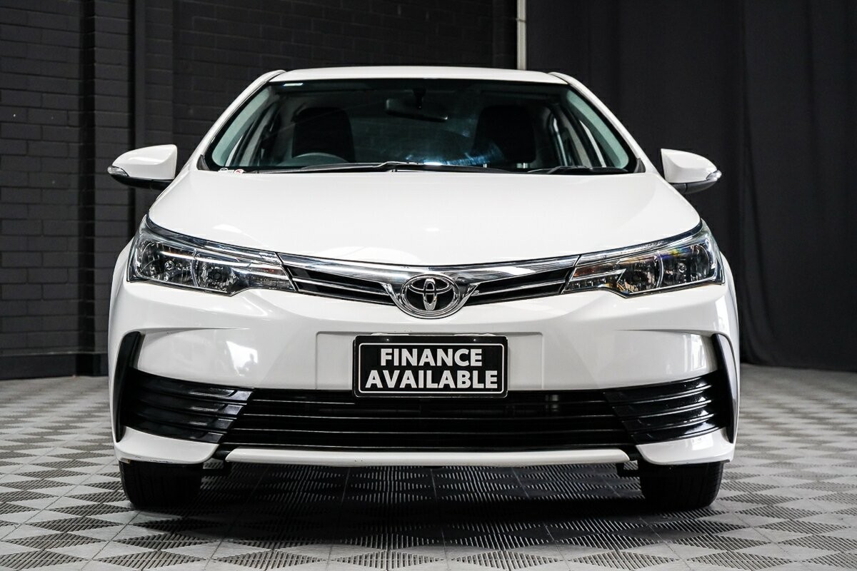 Toyota Corolla image 3