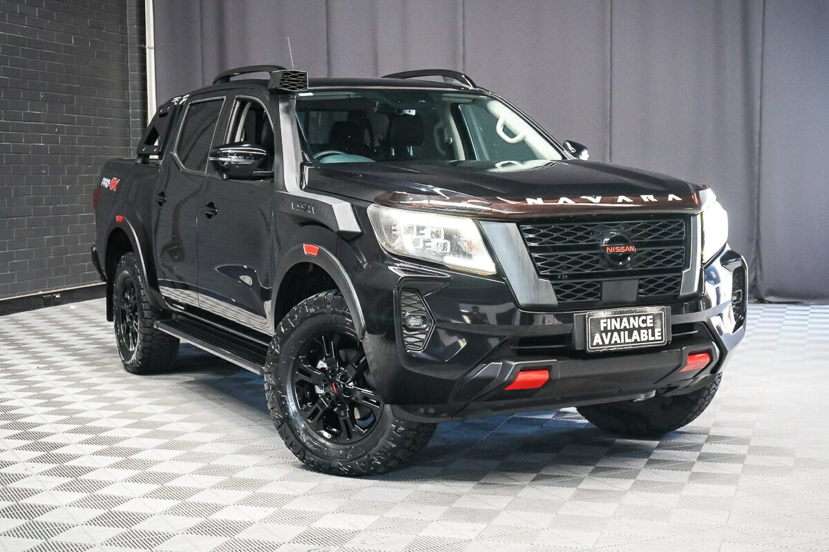 Nissan Navara image 1