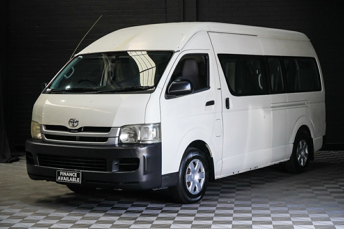 Toyota Hiace image 4