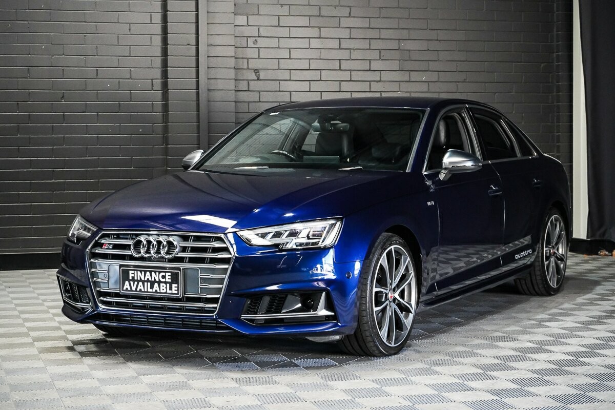 Audi S4 image 4