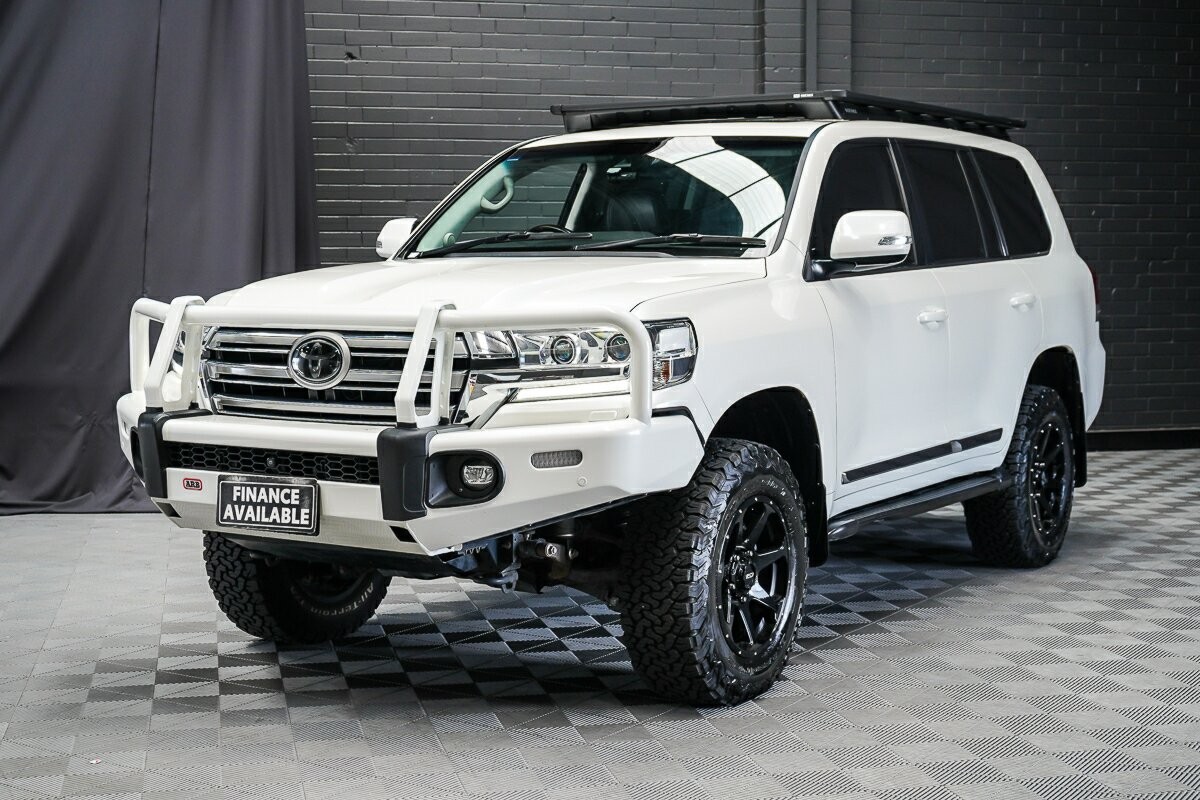 Toyota Landcruiser image 4