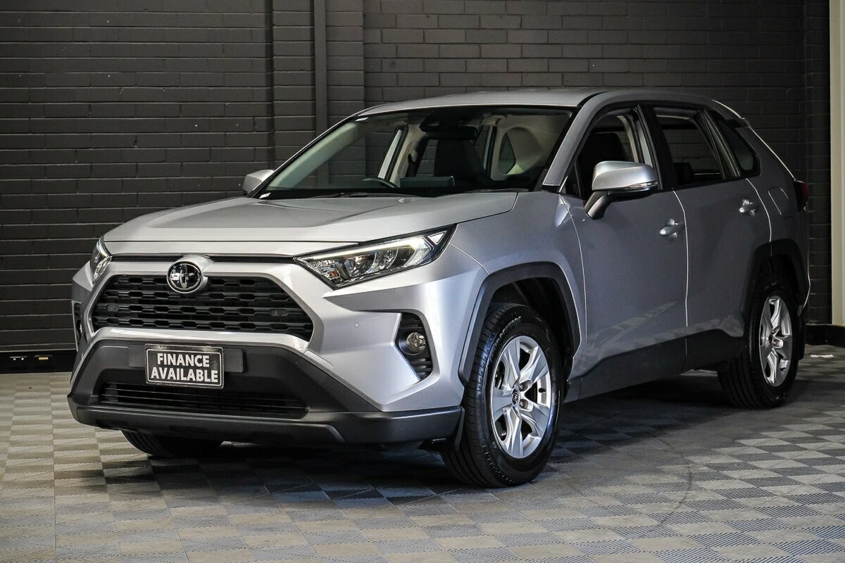 Toyota Rav4 image 4
