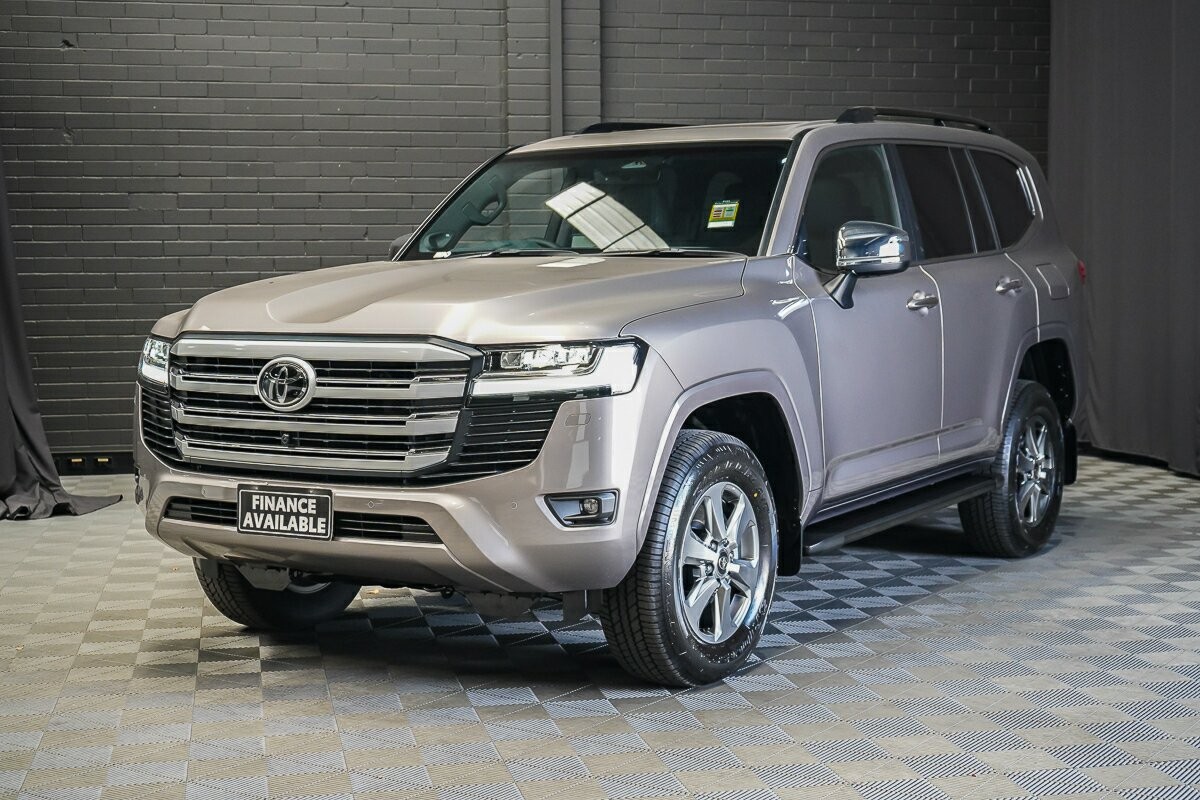 Toyota Landcruiser image 4