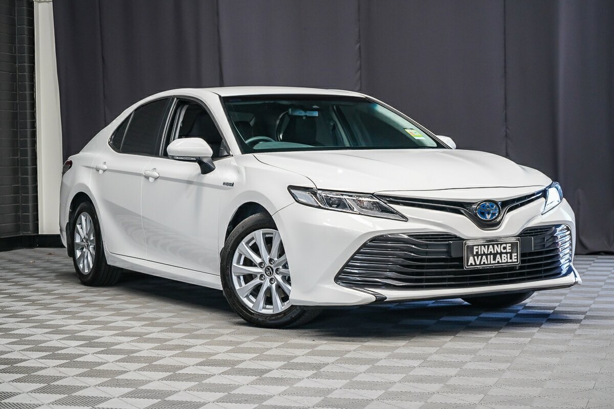 Toyota Camry image 1