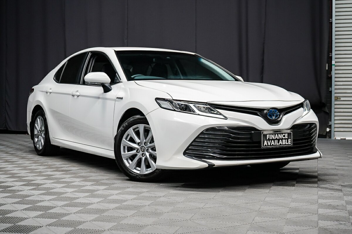 Toyota Camry image 1