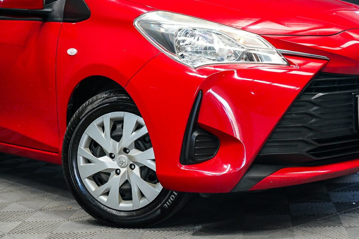 Toyota Yaris image 2
