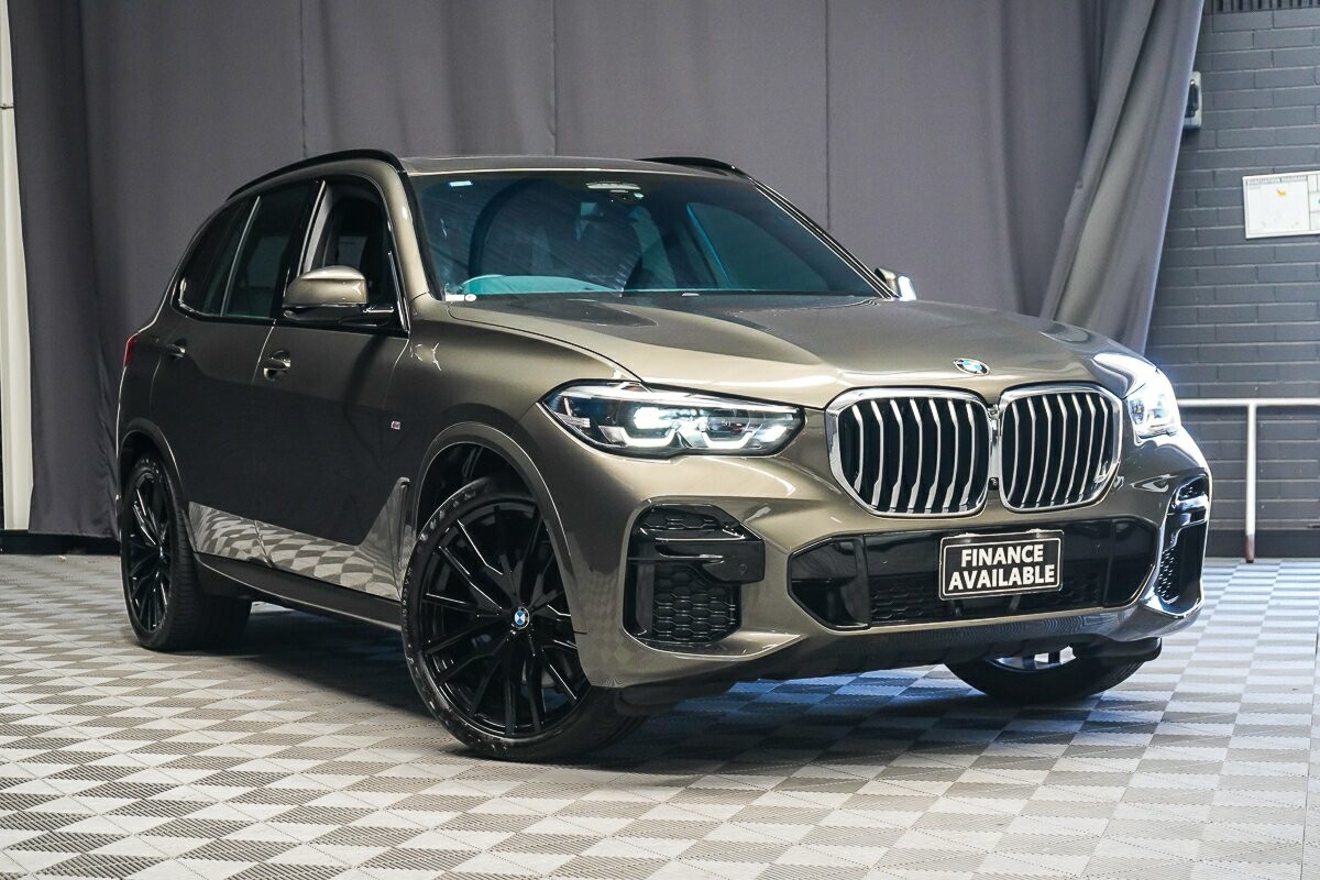 BMW X5 image 1