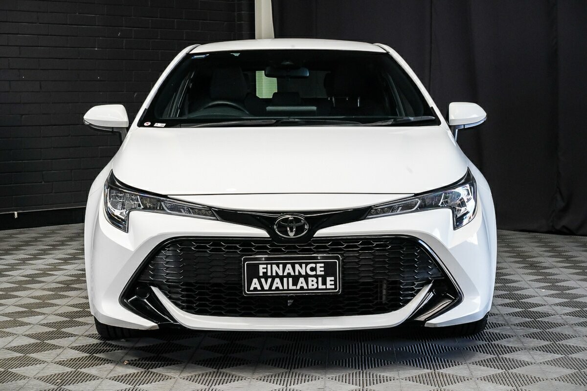 Toyota Corolla image 3