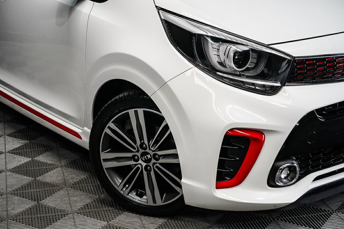 Kia Picanto image 2