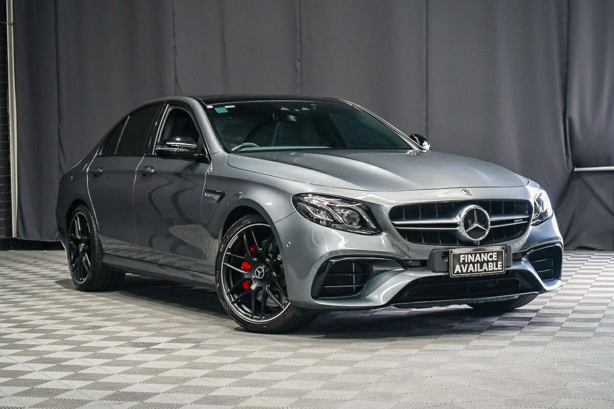 Mercedes Benz E-class image 1