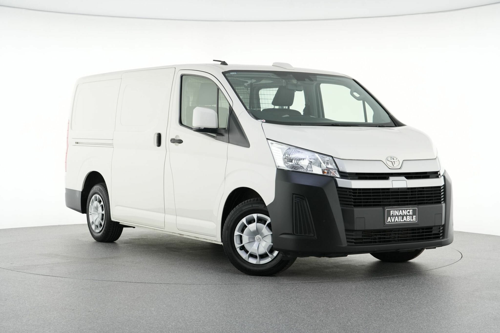 Toyota Hiace image 1