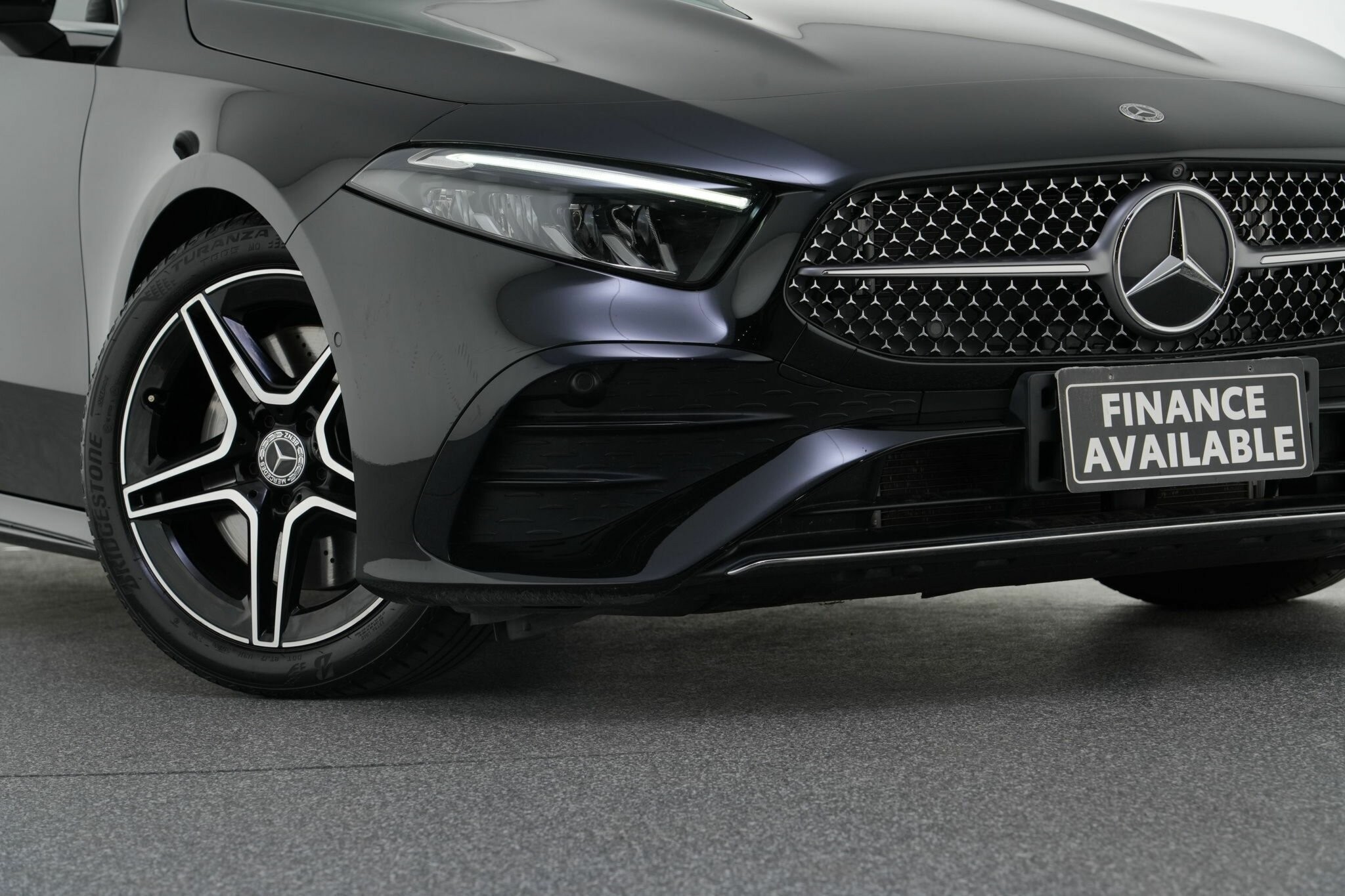 Mercedes Benz A-class image 2