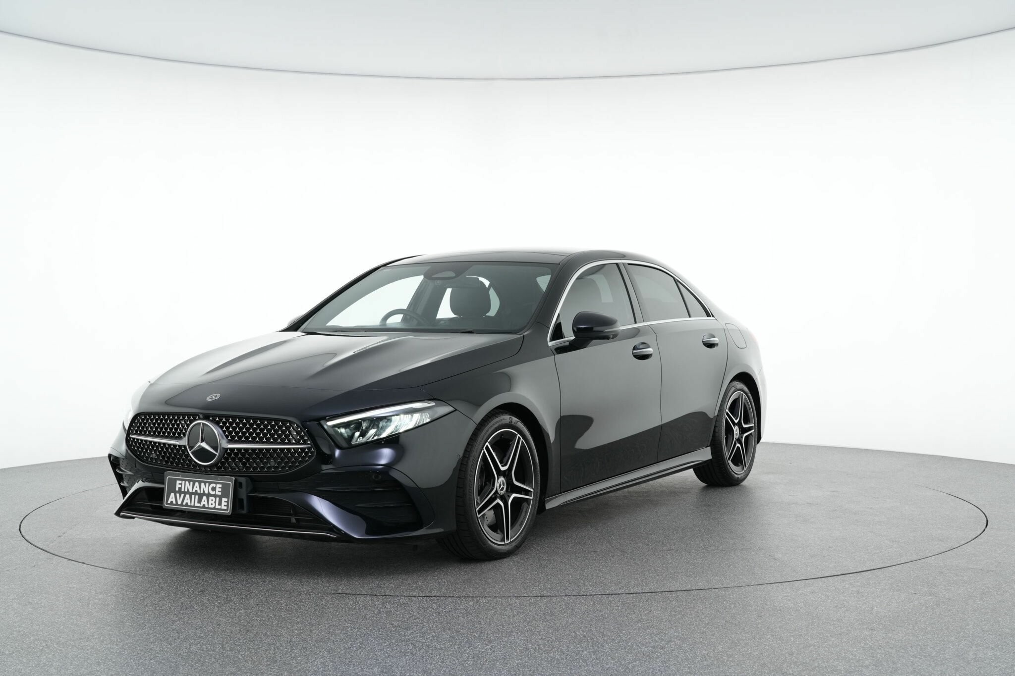 Mercedes Benz A-class image 4