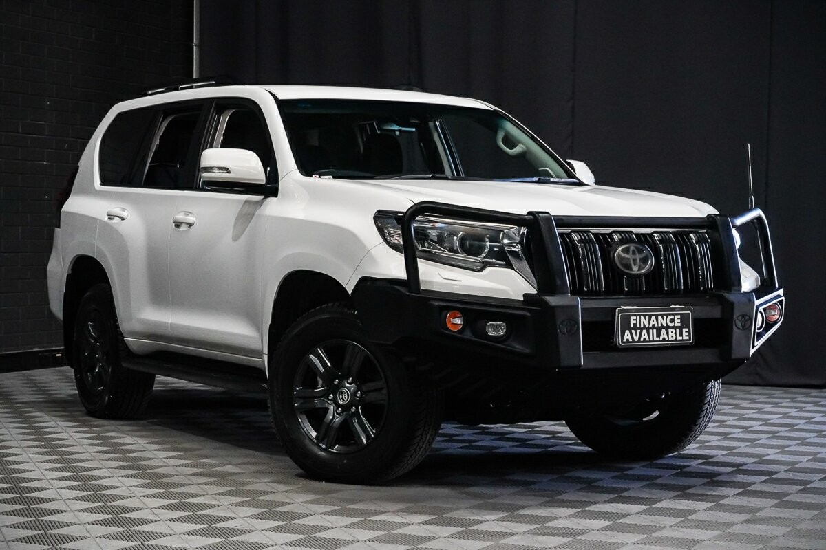 Toyota Landcruiser Prado image 1