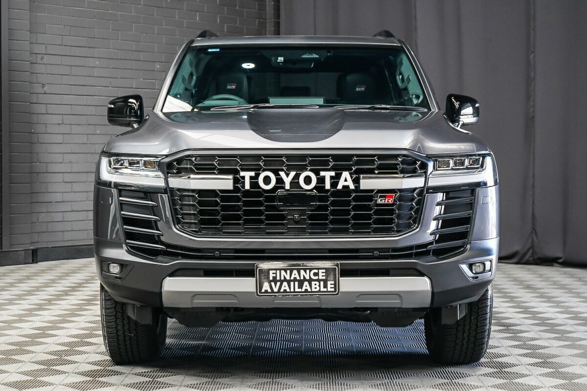 Toyota Landcruiser image 3