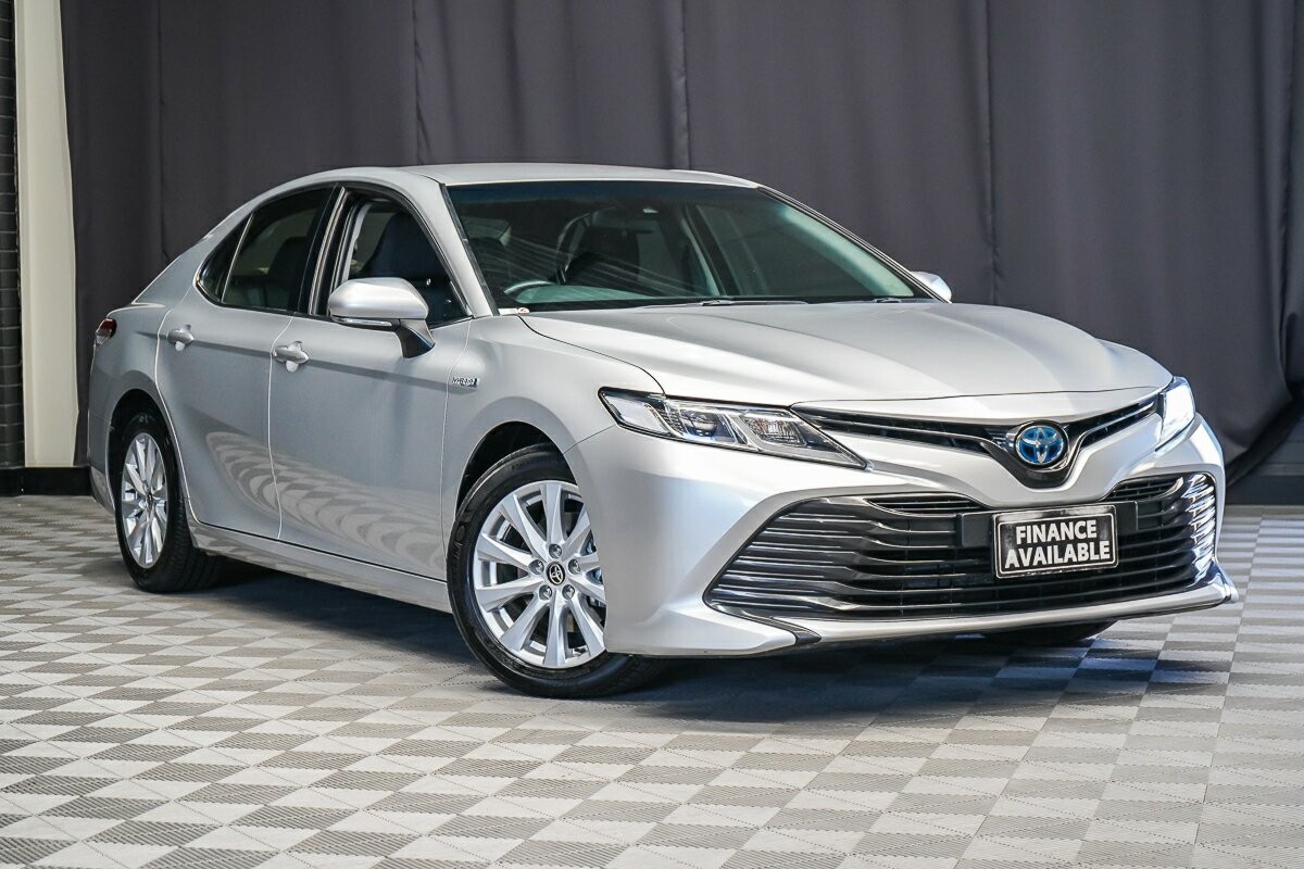 Toyota Camry image 1