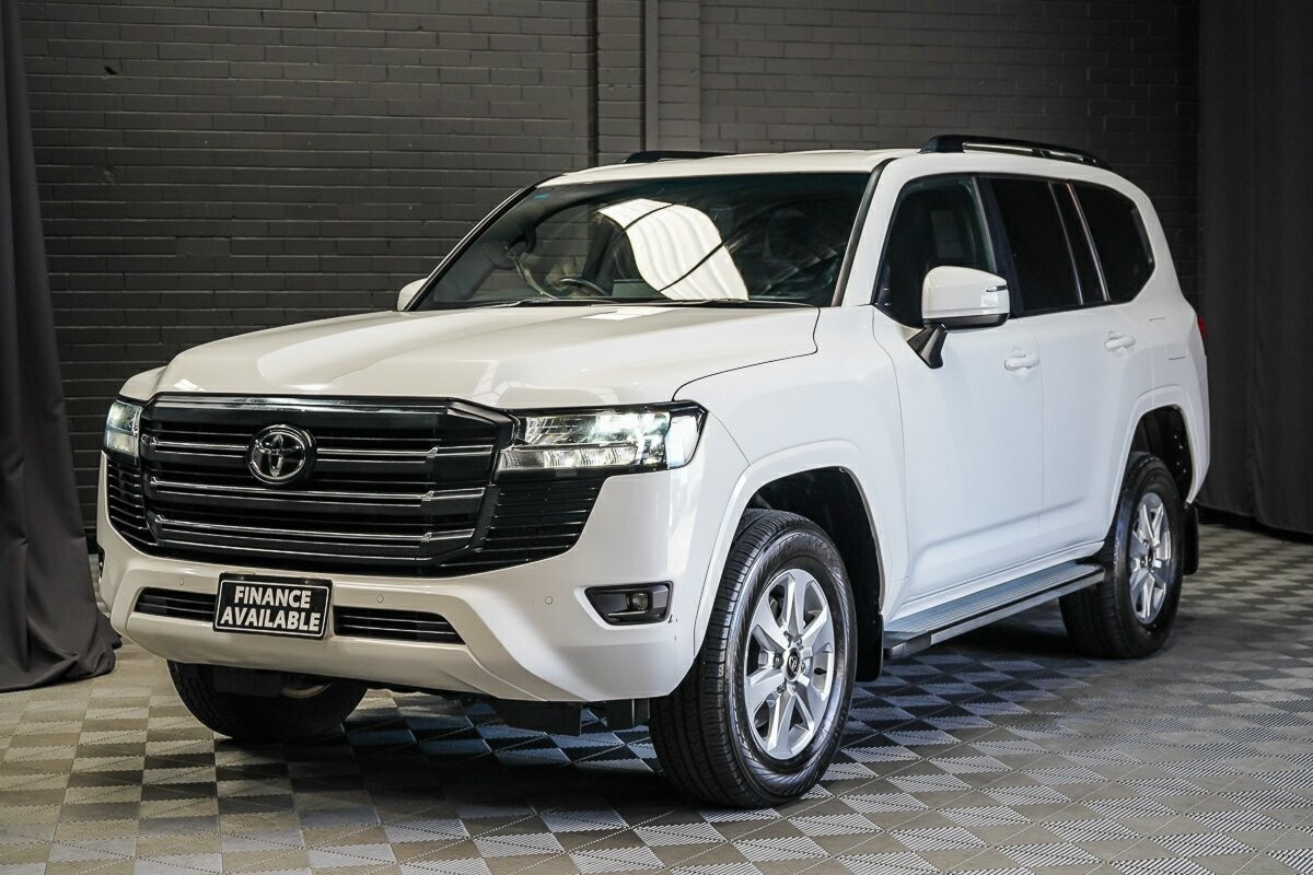 Toyota Landcruiser image 4