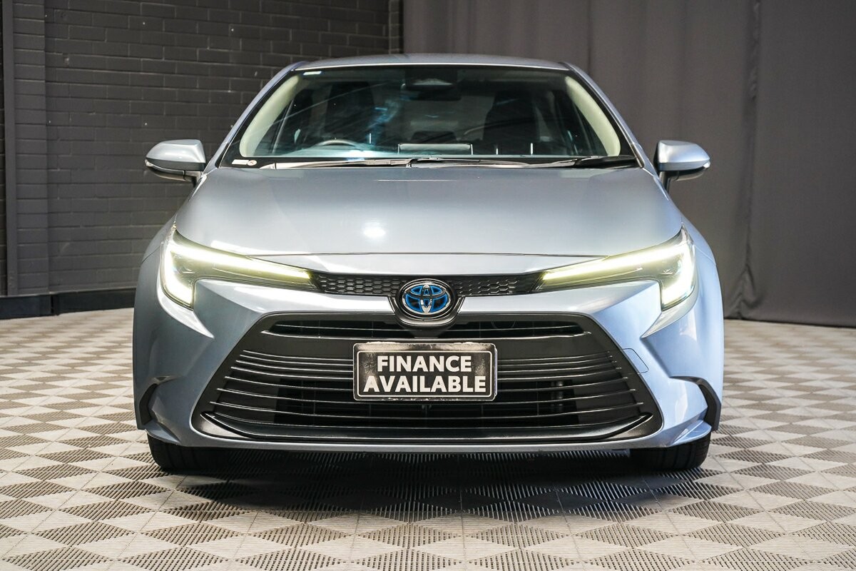 Toyota Corolla image 3