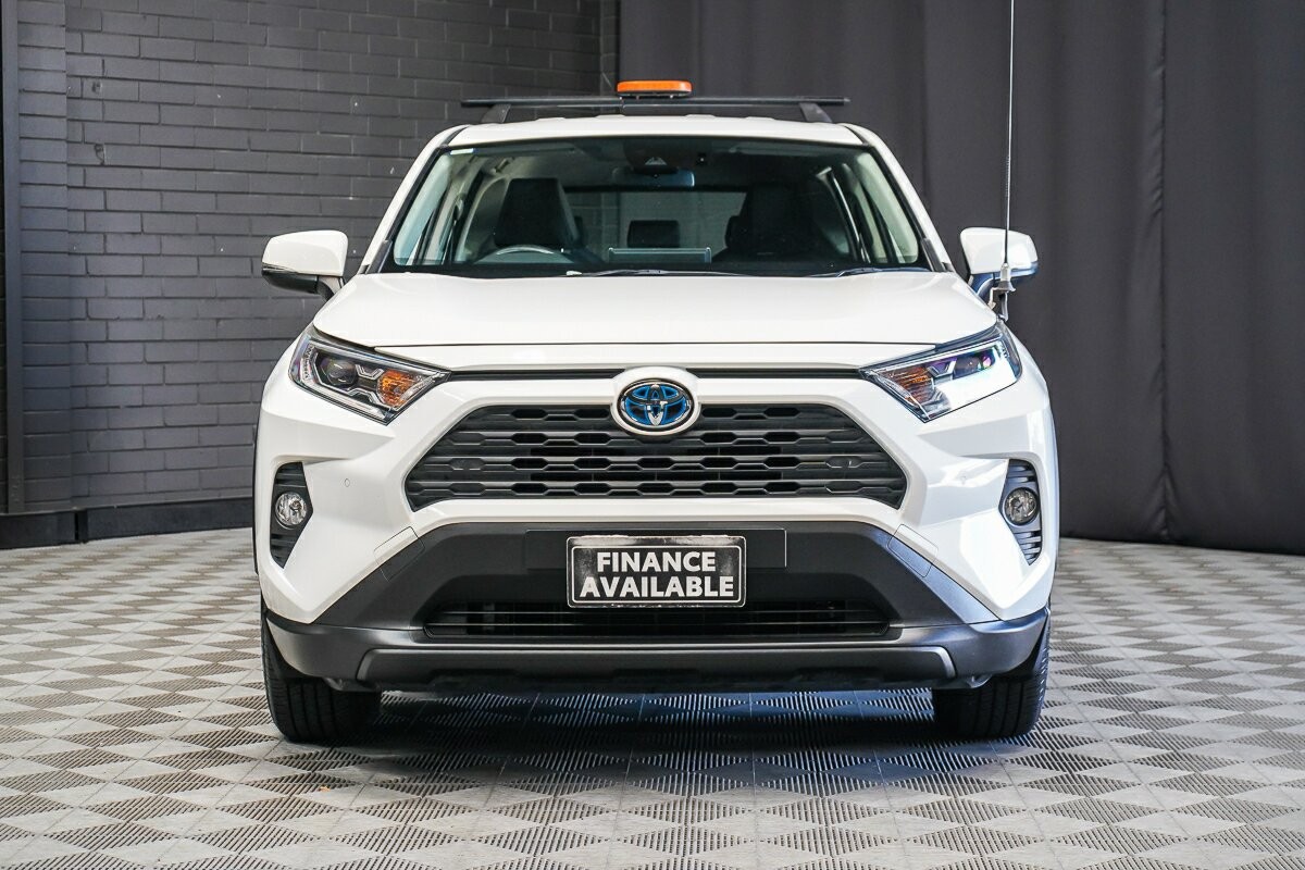 Toyota Rav4 image 3