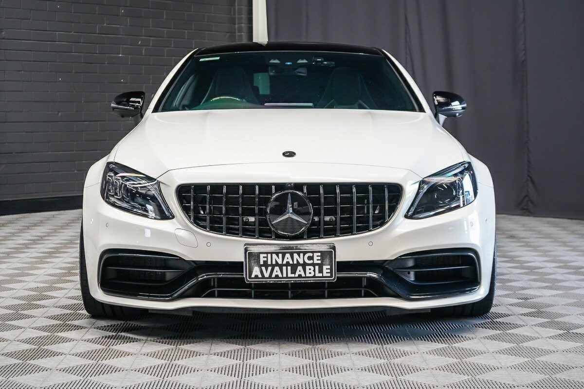 Mercedes Benz C-class image 3