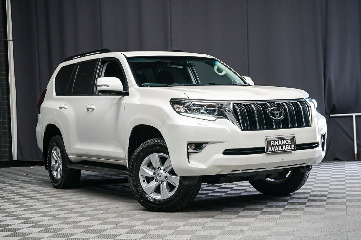Toyota Landcruiser Prado image 1