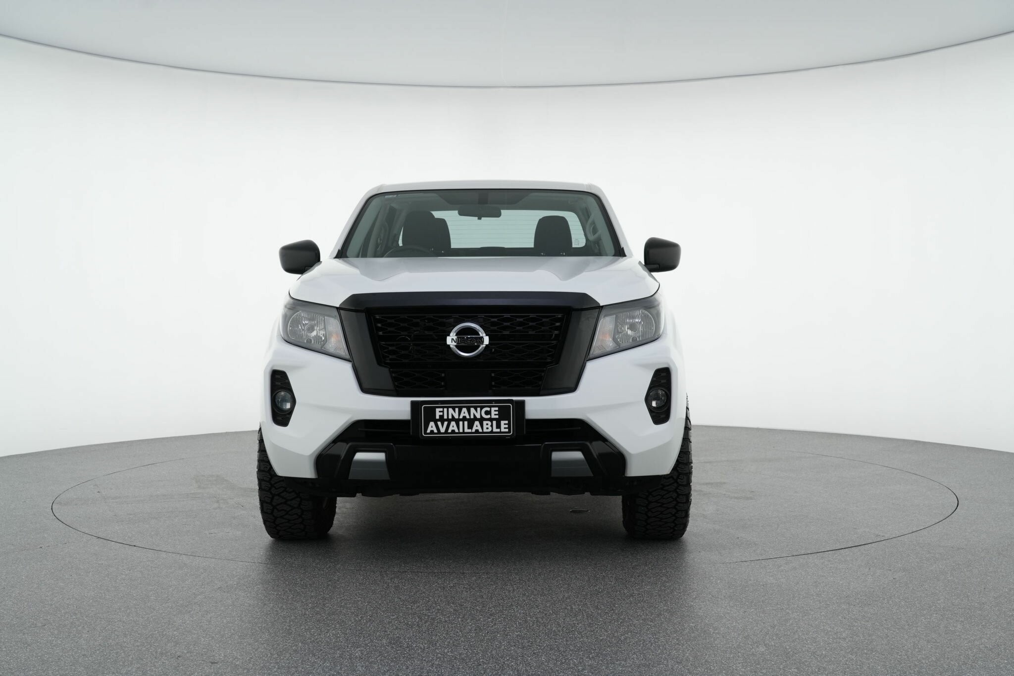 Nissan Navara image 3