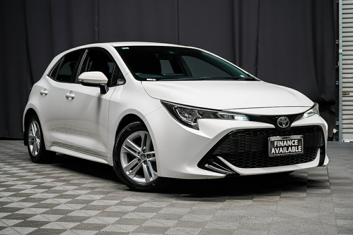 Toyota Corolla image 1