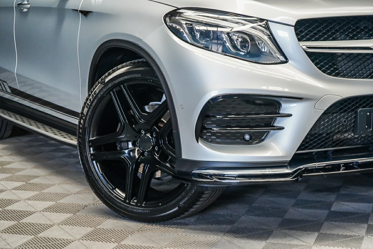 Mercedes Benz Gle-class image 2