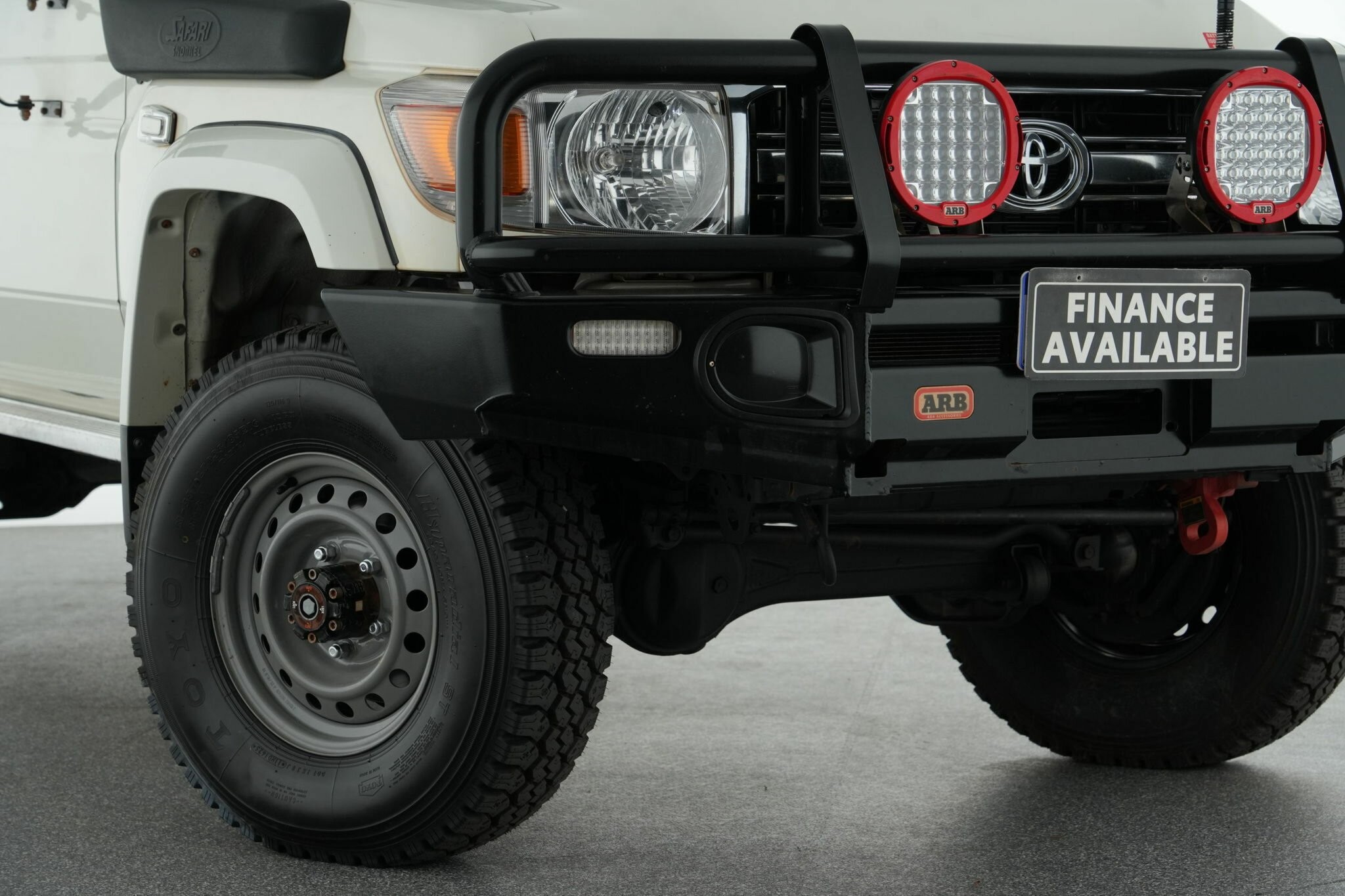 Toyota Landcruiser image 2