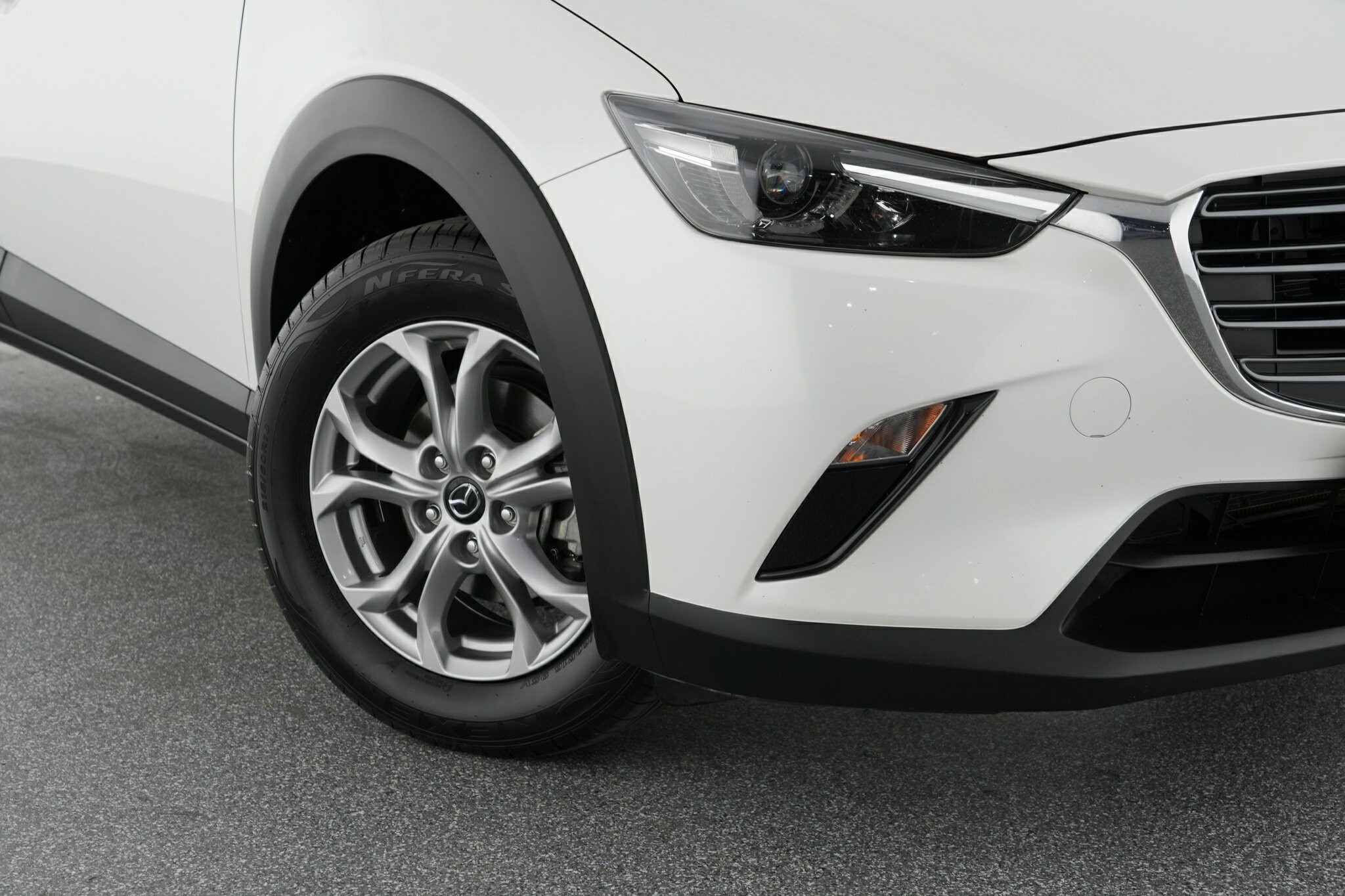 Mazda Cx-3 image 2