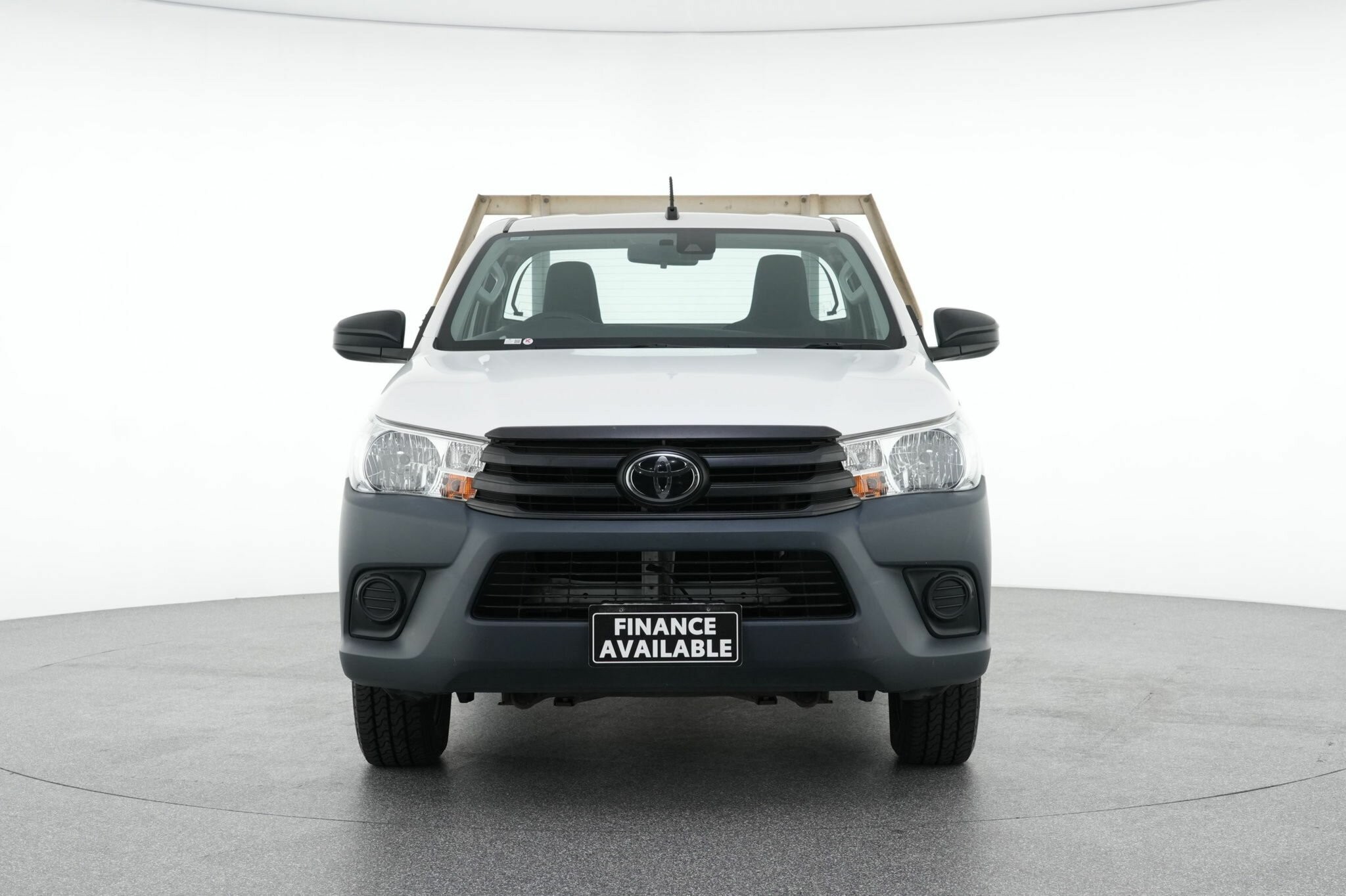 Toyota Hilux image 3