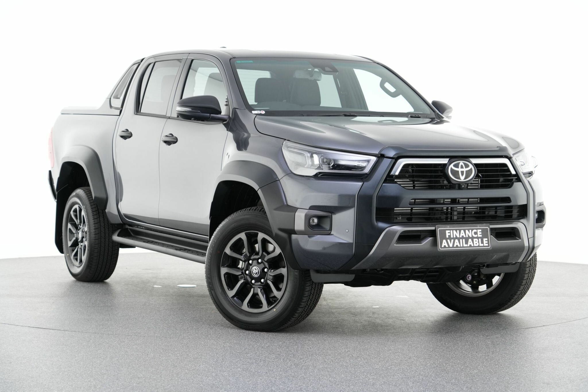 Toyota Hilux image 1