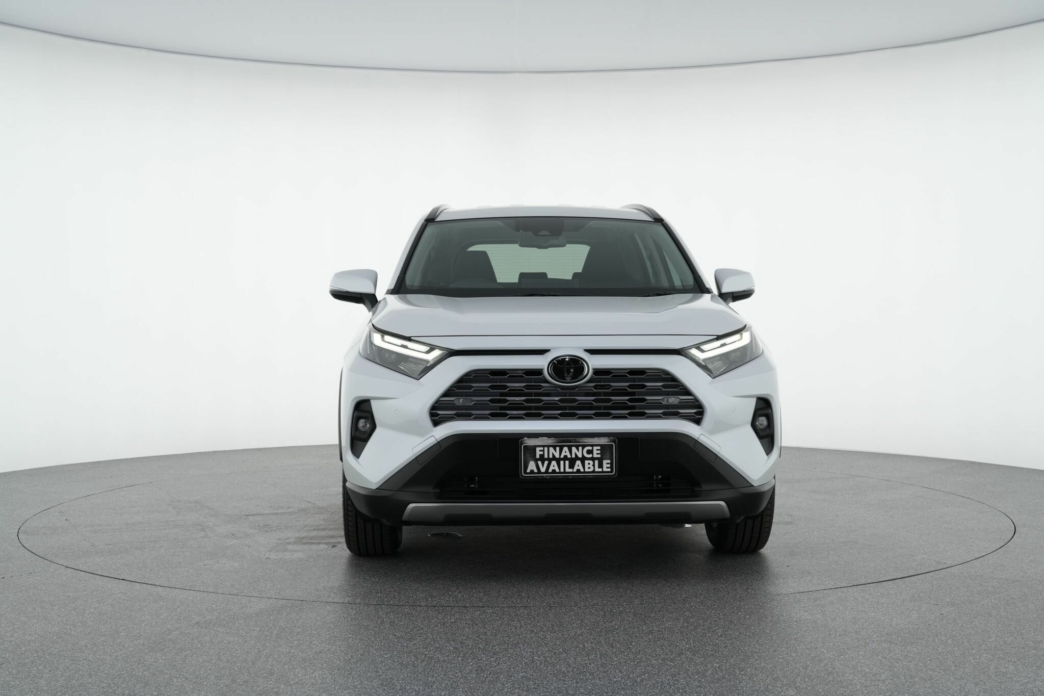 Toyota Rav4 image 3