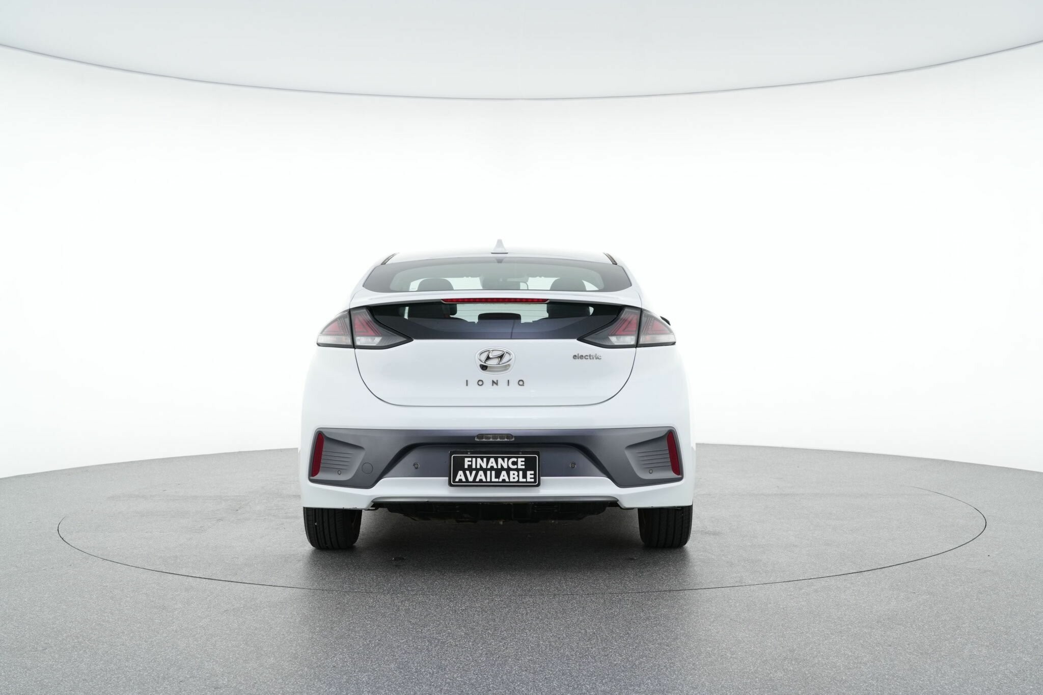 Hyundai Ioniq image 4