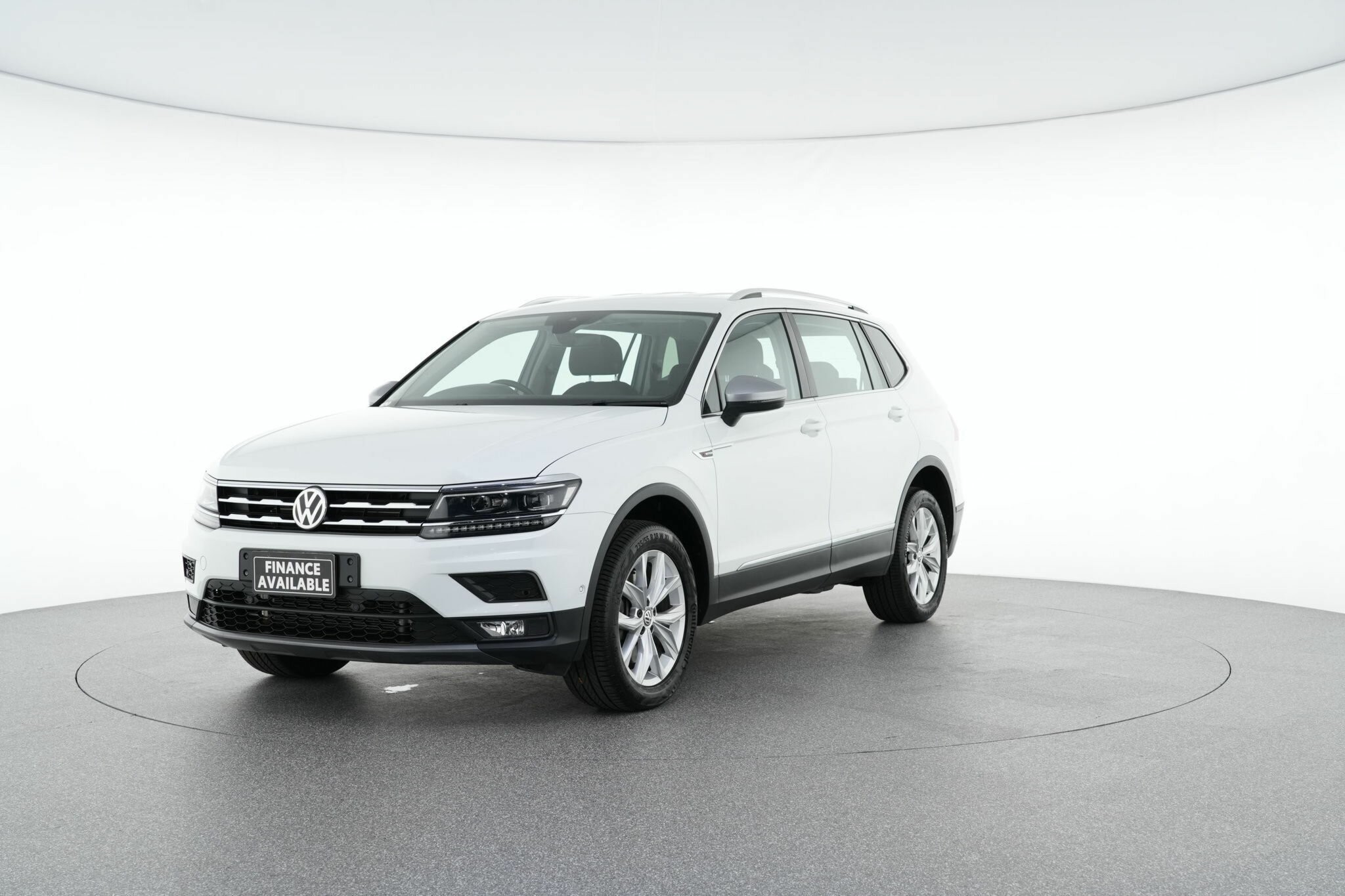 Volkswagen Tiguan image 4