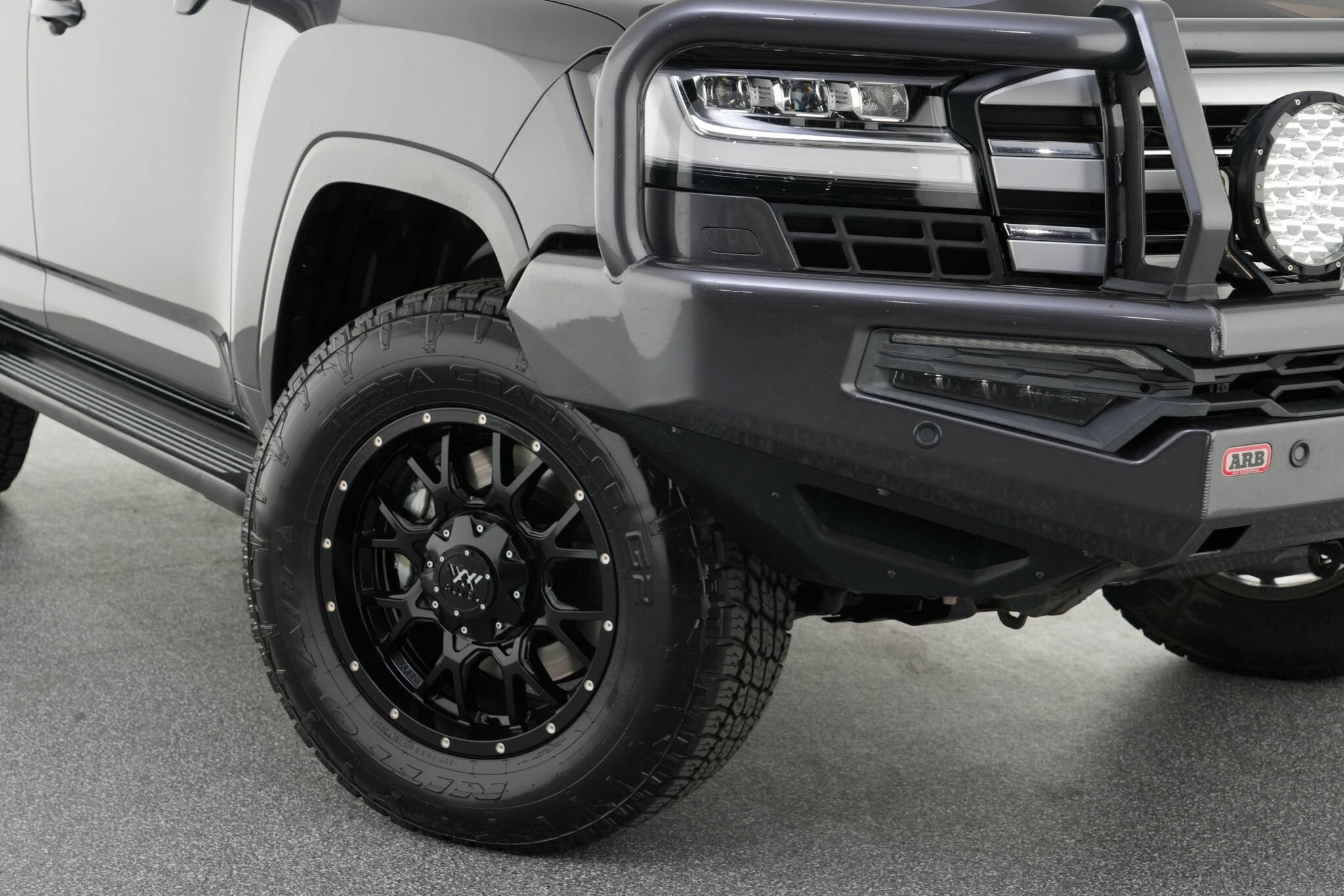 Toyota Landcruiser image 2