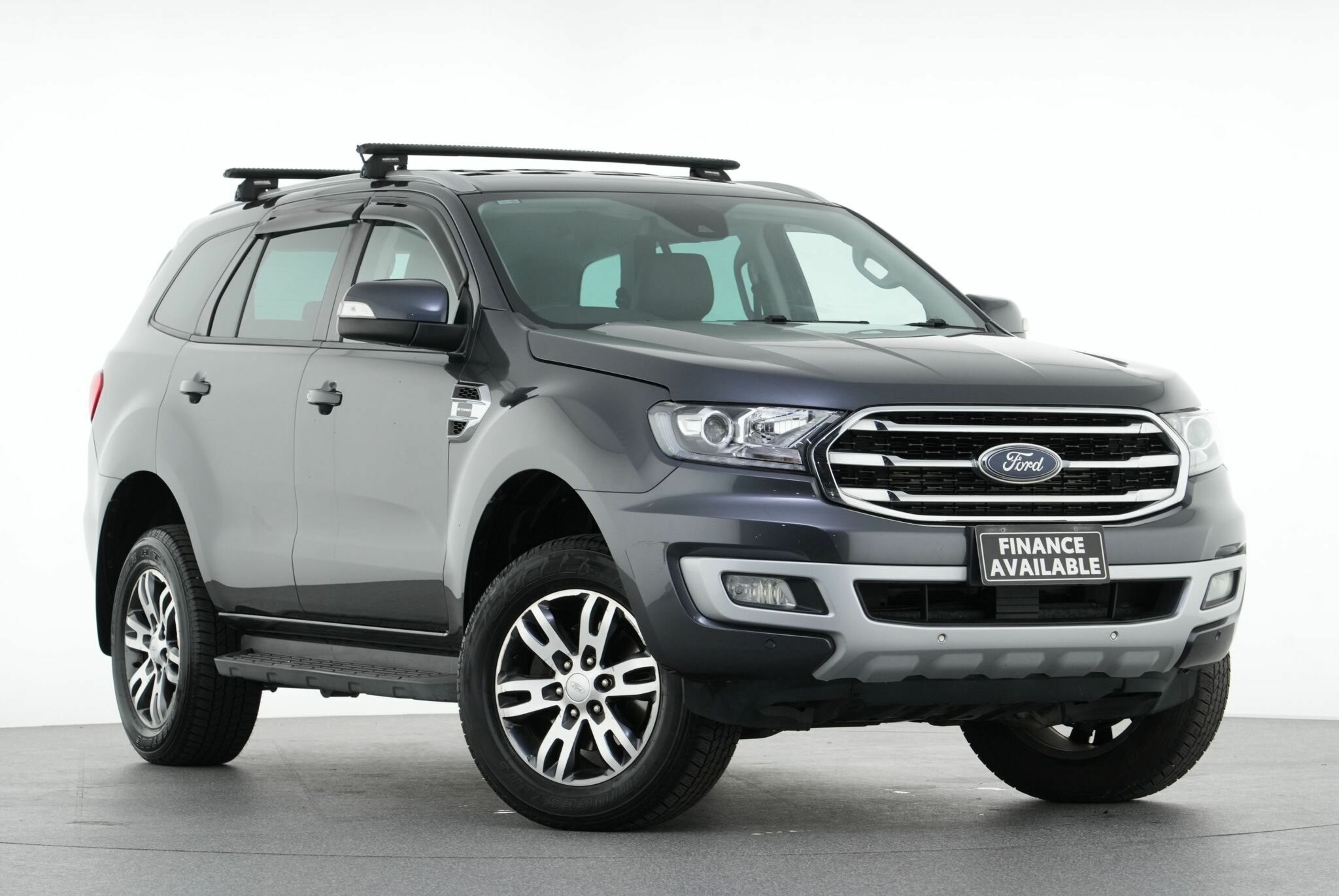 Ford Everest image 1