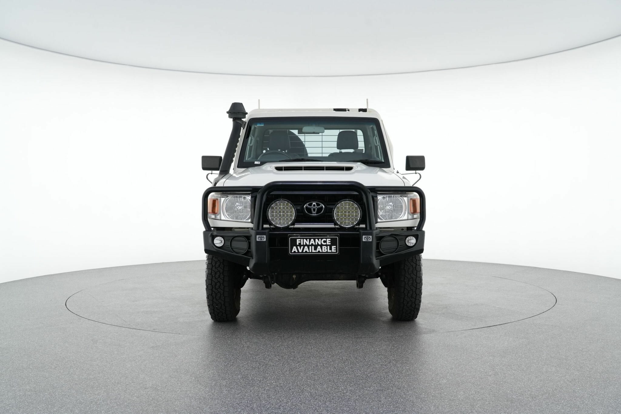 Toyota Landcruiser image 3