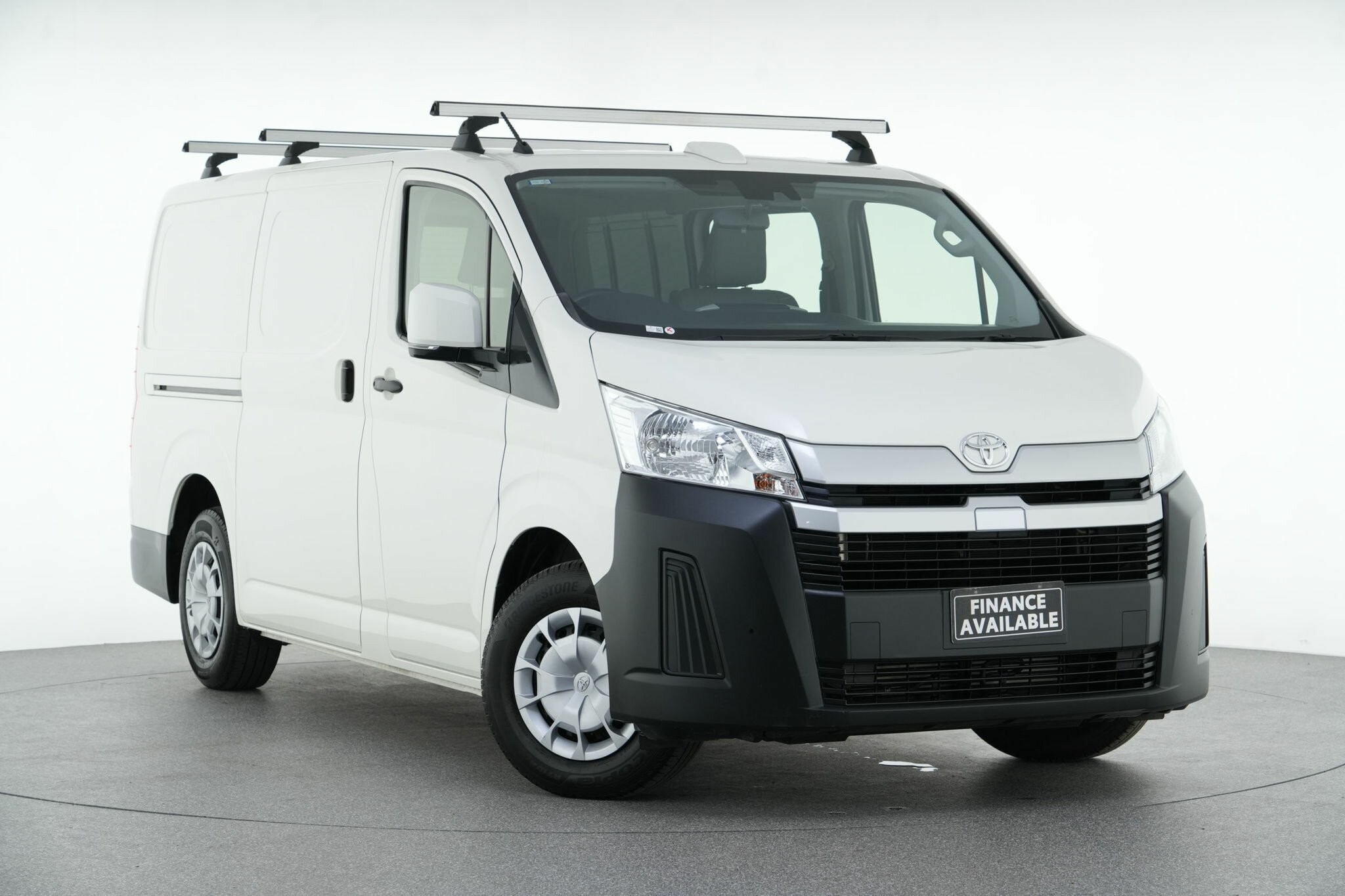 Toyota Hiace image 1