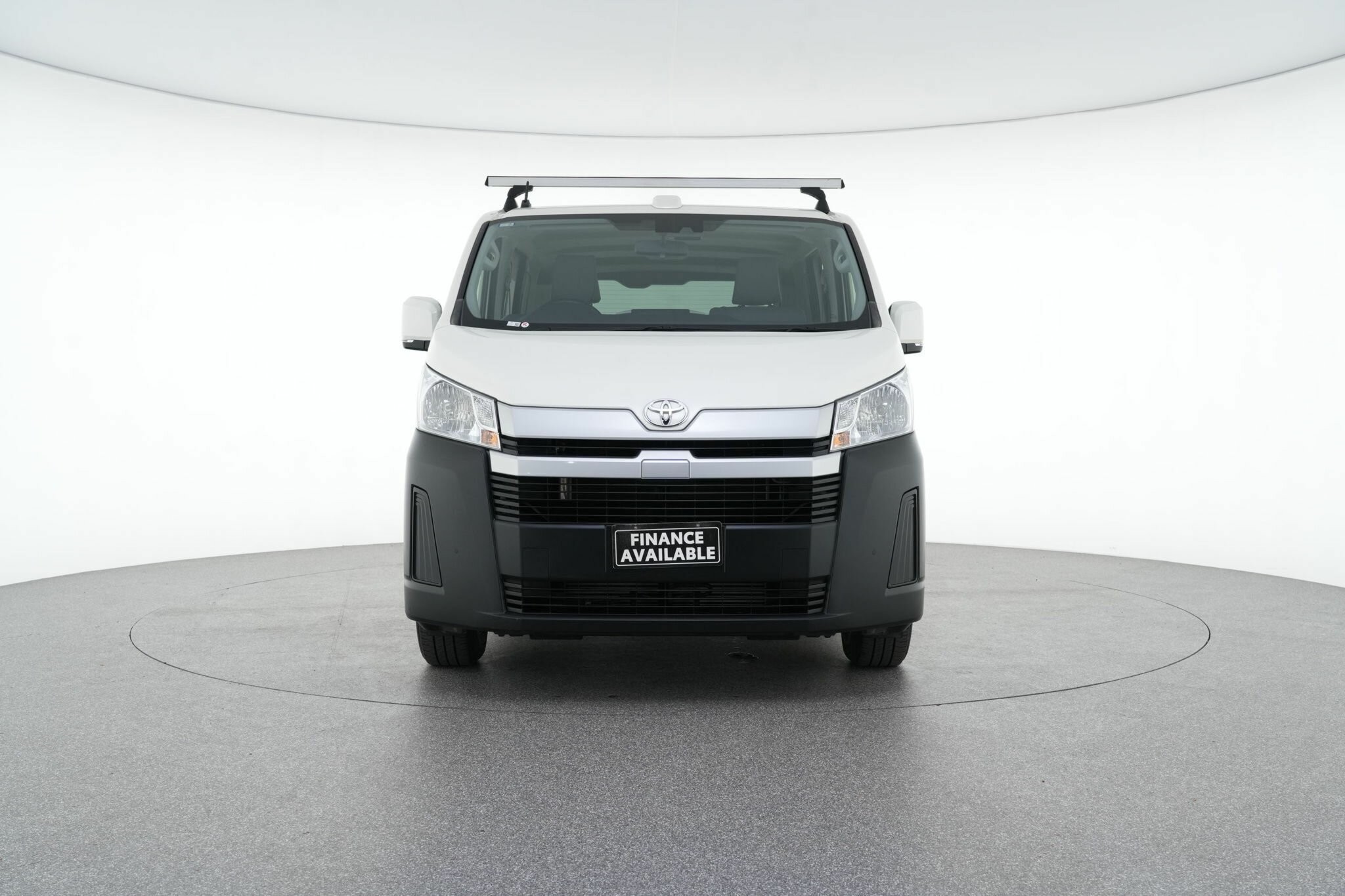 Toyota Hiace image 3