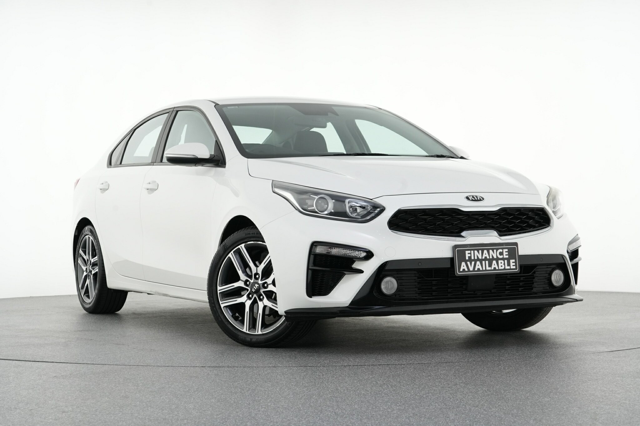 Kia Cerato image 1