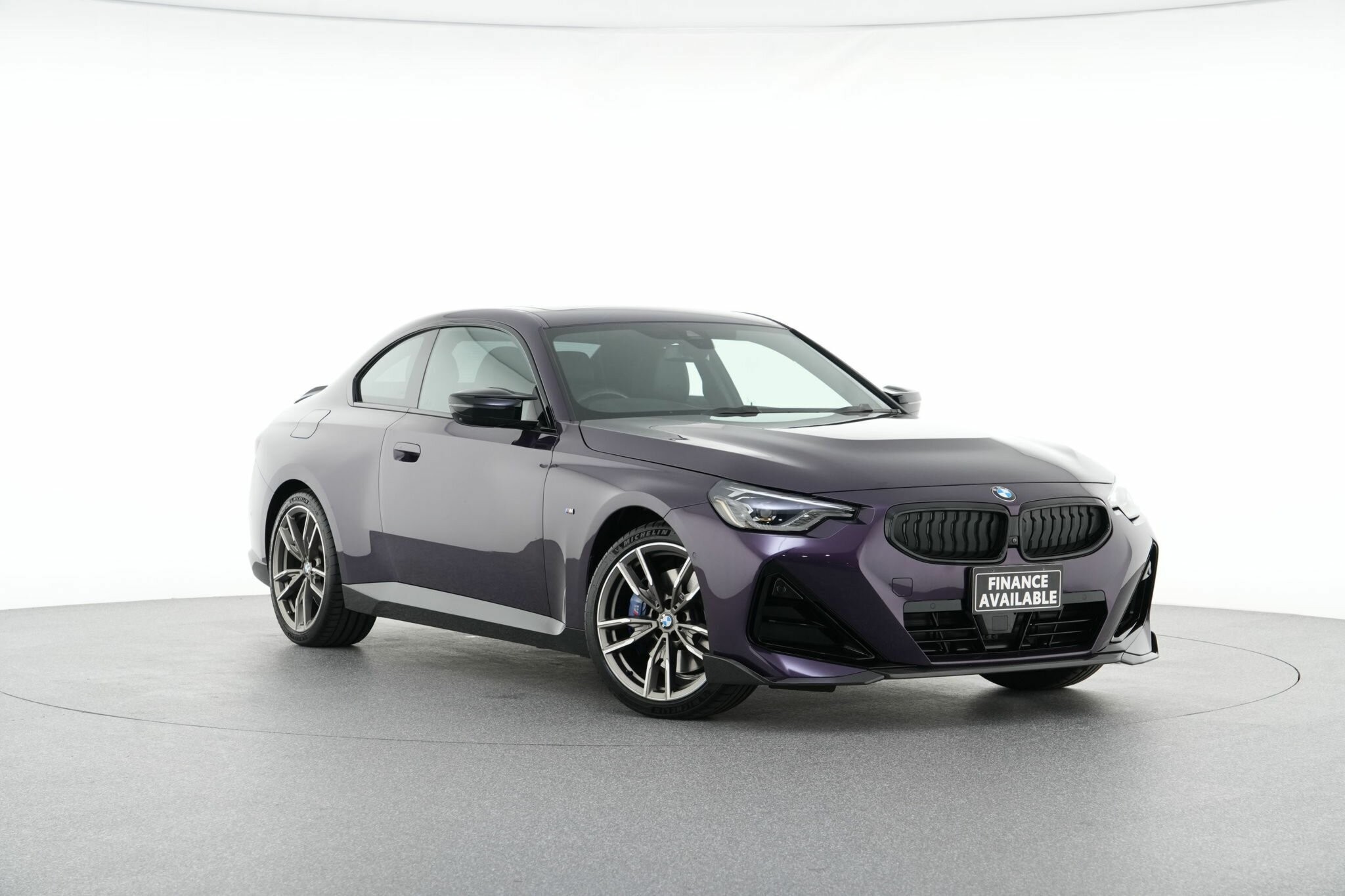 BMW 2 Series image 1